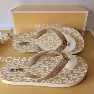 Michael kors kids flip flop